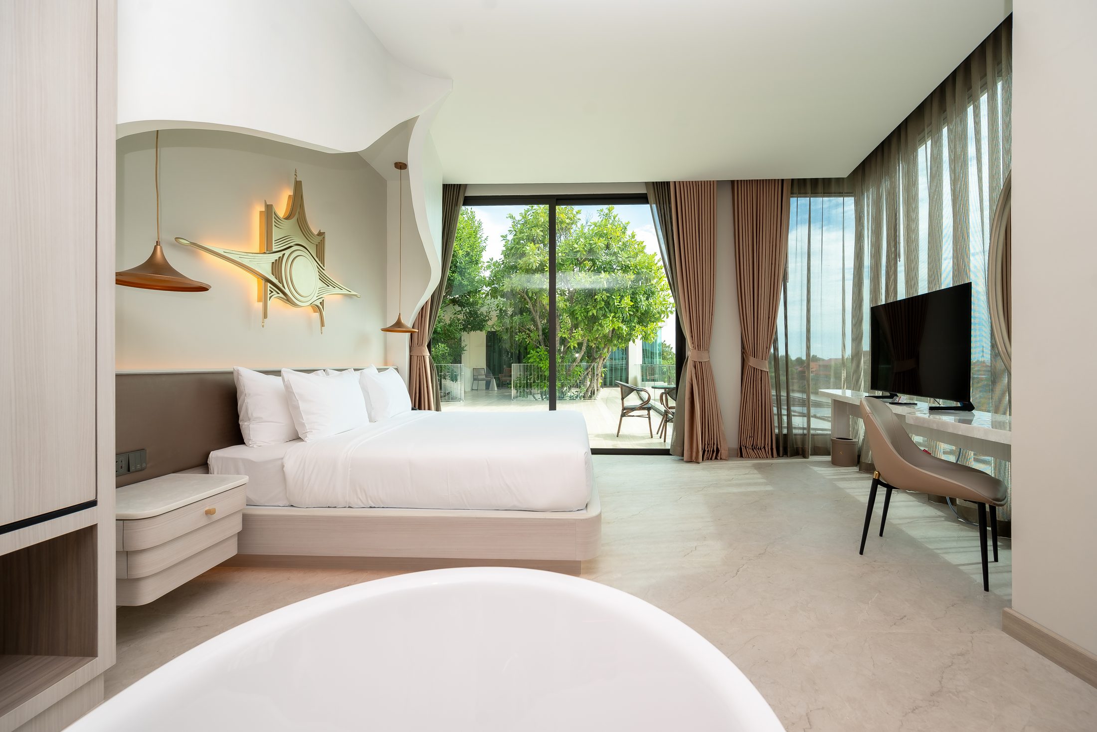 Premium Deluxe River View with Terrace